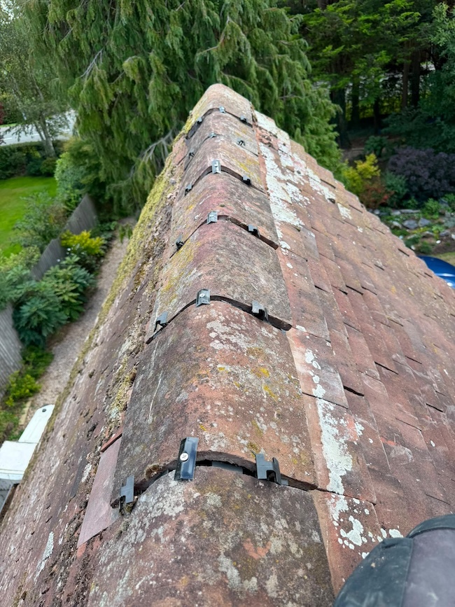 Original ridge detail before dry ridge repair in Stockport
